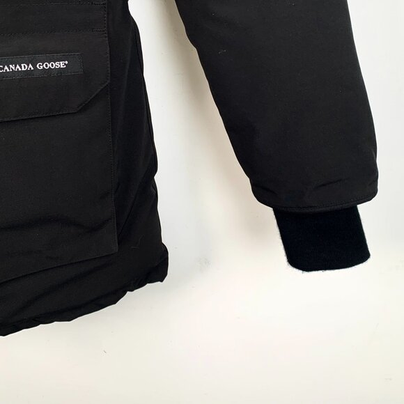 Canada Goose Arctic Program Black Parka With Fur Hood For Men - Picture 4 of 8